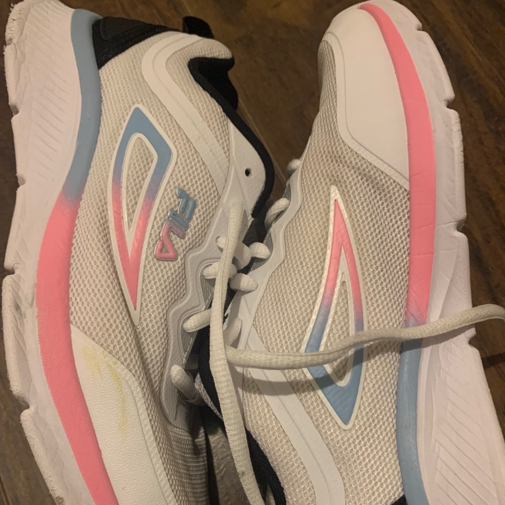 Women’s Fila